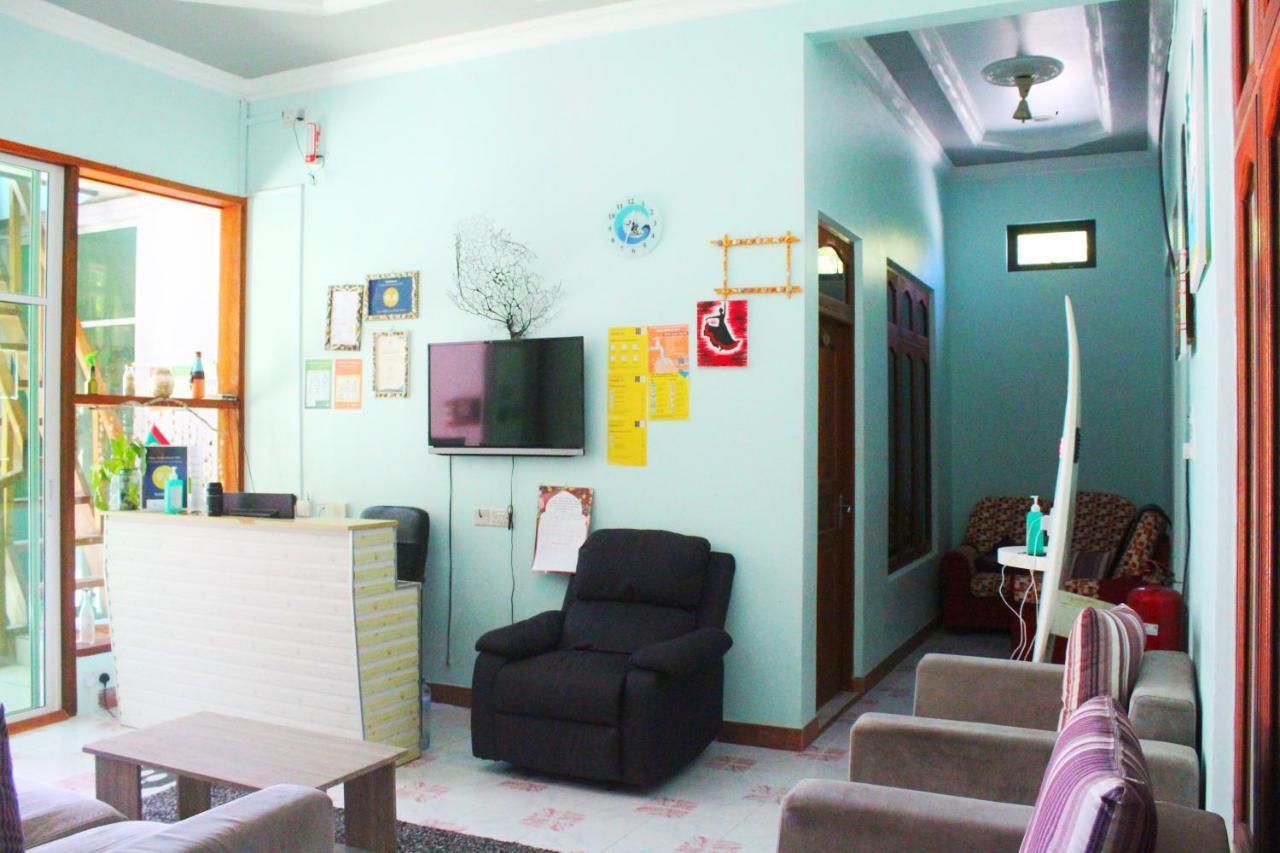 Gurus Maldives At Gulhi Island Hotel Екстериор снимка