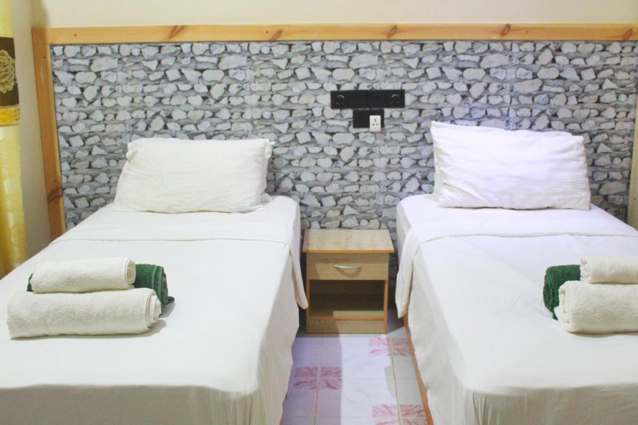 Gurus Maldives At Gulhi Island Hotel Екстериор снимка