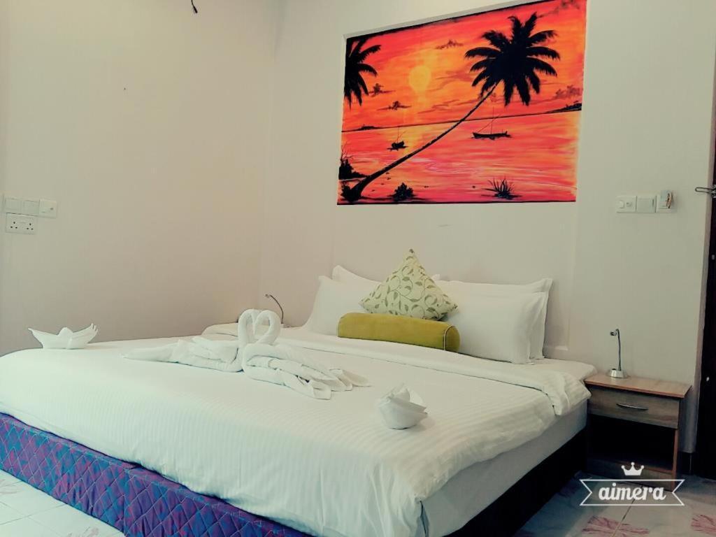 Gurus Maldives At Gulhi Island Hotel Екстериор снимка