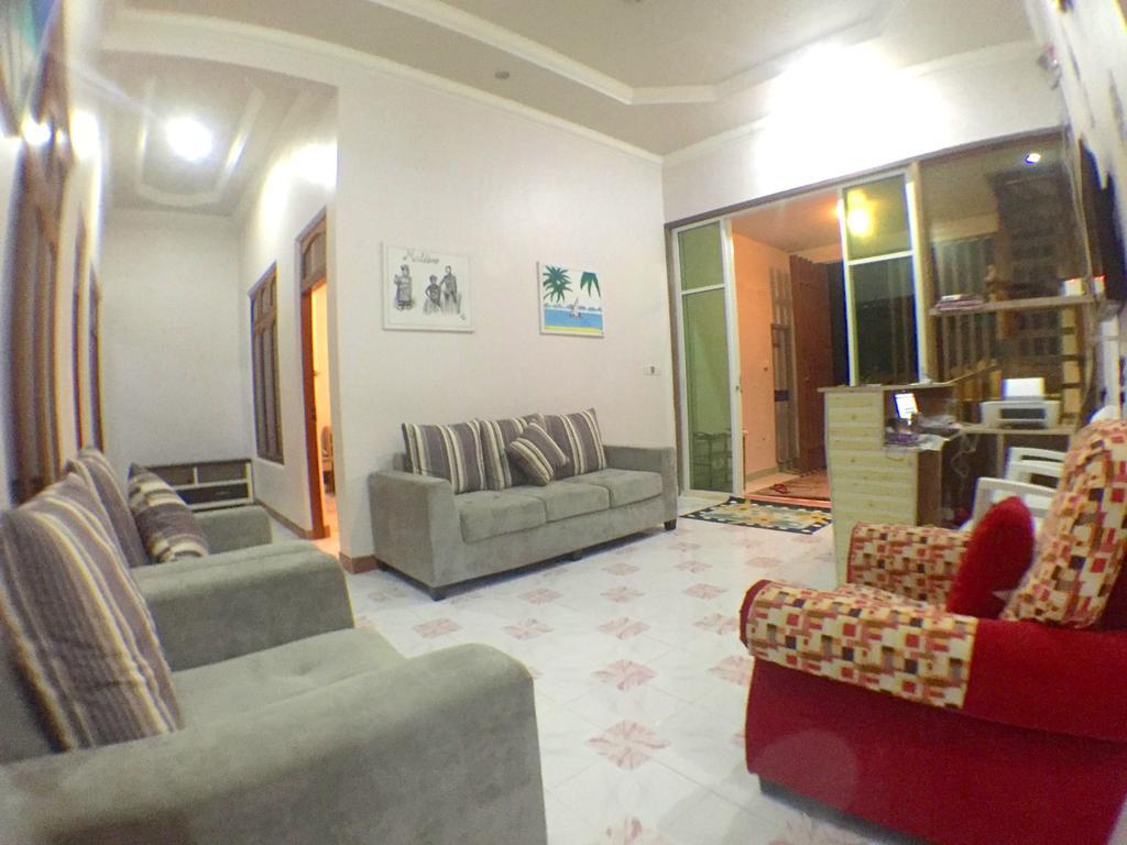 Gurus Maldives At Gulhi Island Hotel Екстериор снимка