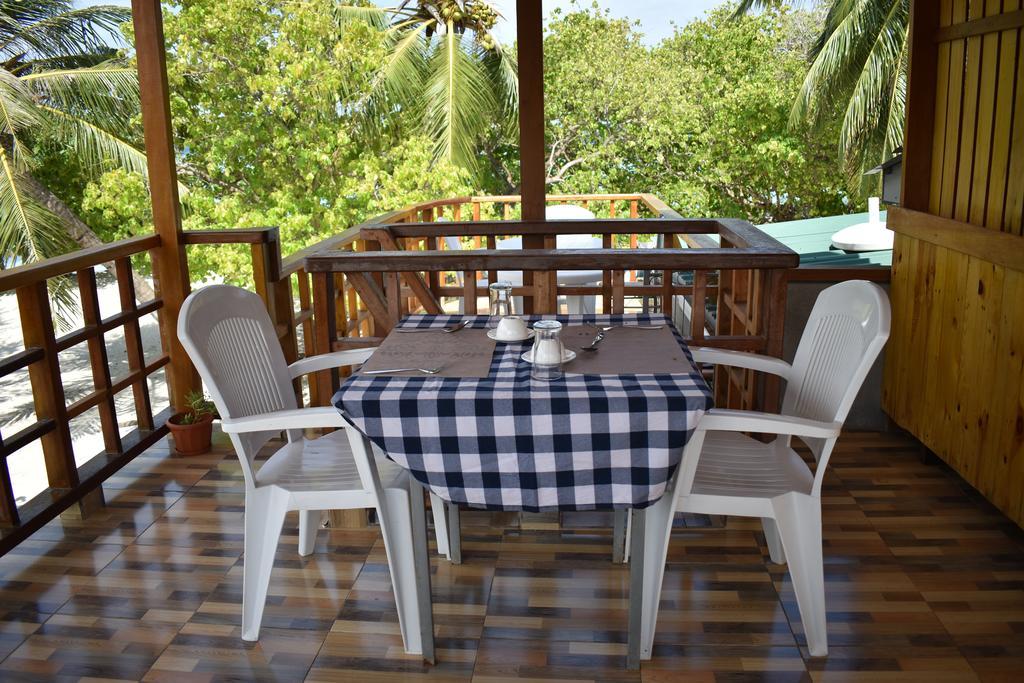Gurus Maldives At Gulhi Island Hotel Екстериор снимка