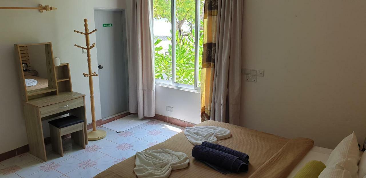 Gurus Maldives At Gulhi Island Hotel Екстериор снимка